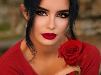 https://luzdotarot.com.br/Sarita